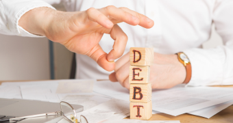 εξυγίανση και χρέη σε δημόσιο